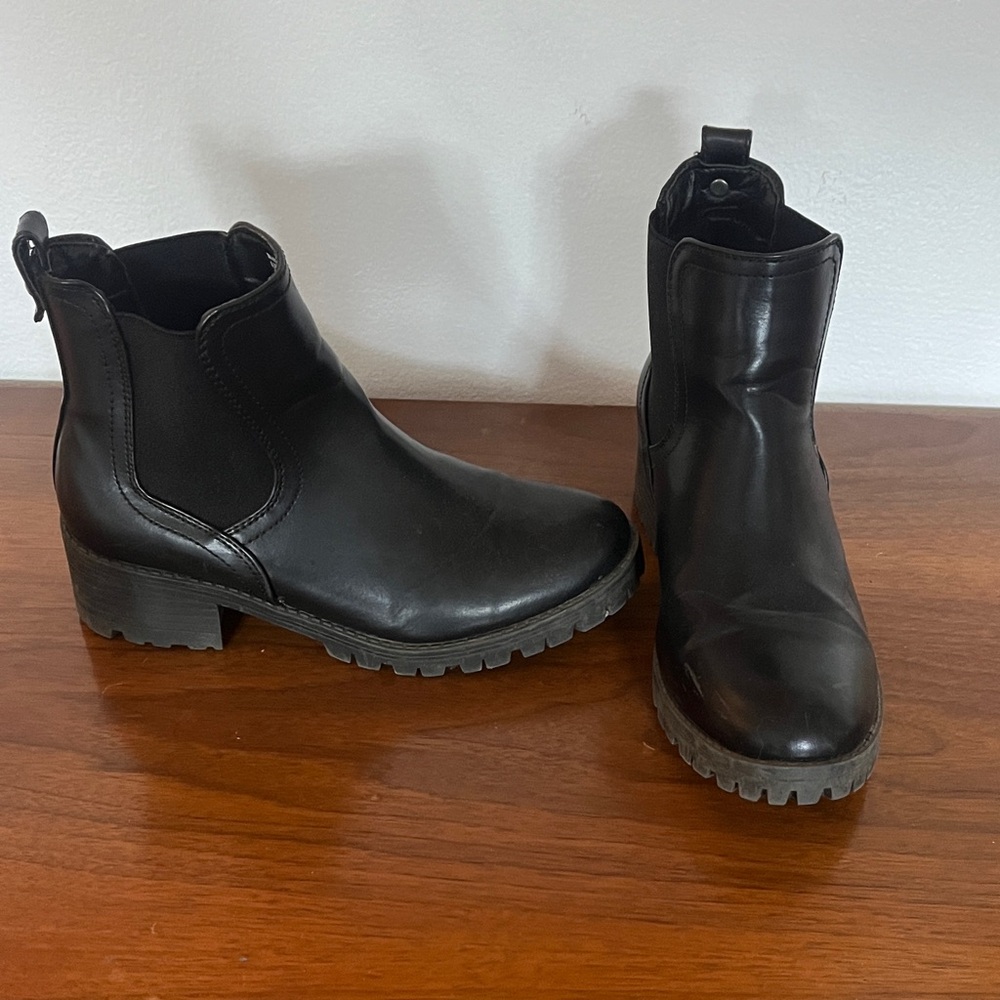 Elegant Black Leather Ankle Booties